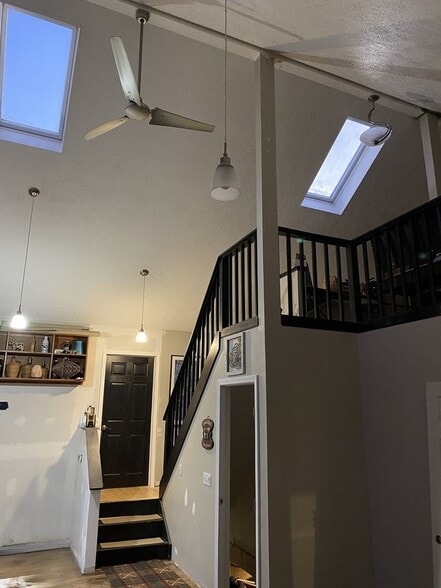 Building Photo - 2075 Co Rd