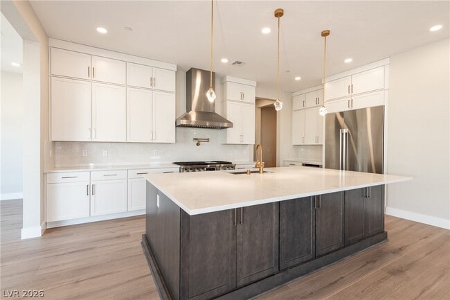 Building Photo - 5086 Cyn Xing St