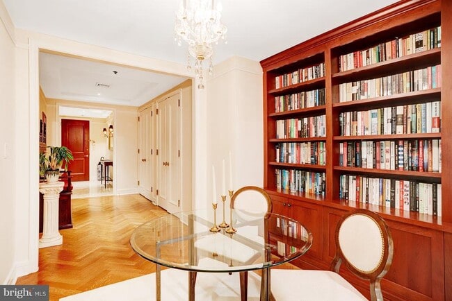 Building Photo - 1155 23rd St NW