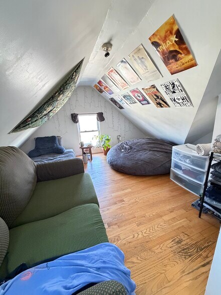 Building Photo - 1 Sachem St