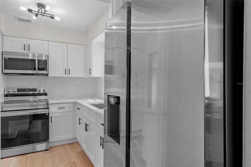 Building Photo - 5916 Gulfport Blvd S