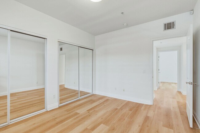 Building Photo - Massive Three Bedroom Two Bath Condo Available now!