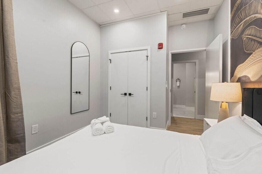 Building Photo - 117 N 15th St