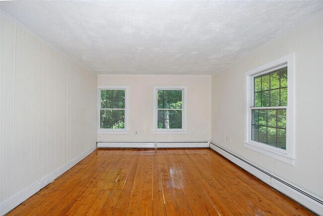 Building Photo - 1432 Lincoln Terrace LLC