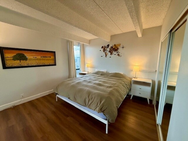 Primary room. - 777 N Washington St