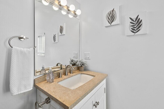 Building Photo - 116 San Marco Ave