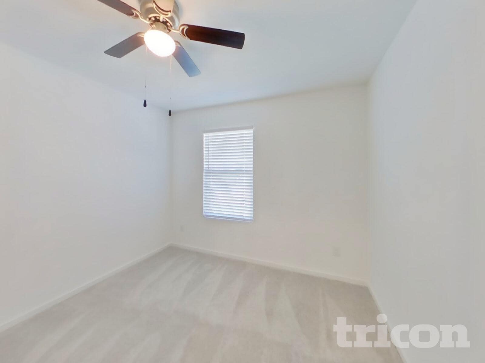 Building Photo - 806 Ginkgo Wy