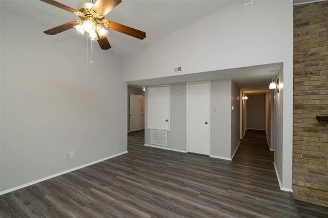 Building Photo - 524 White Oak St