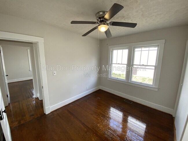 Building Photo - 138 Mansfield St