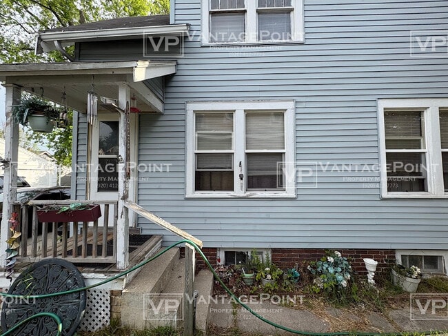 Building Photo - 926 S 21st St