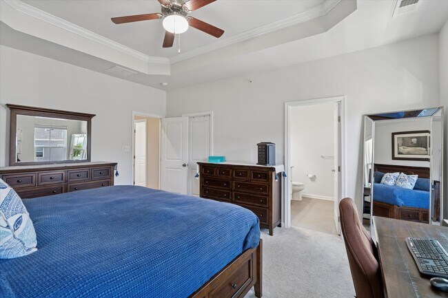 Building Photo - Beautiful 3B/2.5B Townhome in Downingtown ...