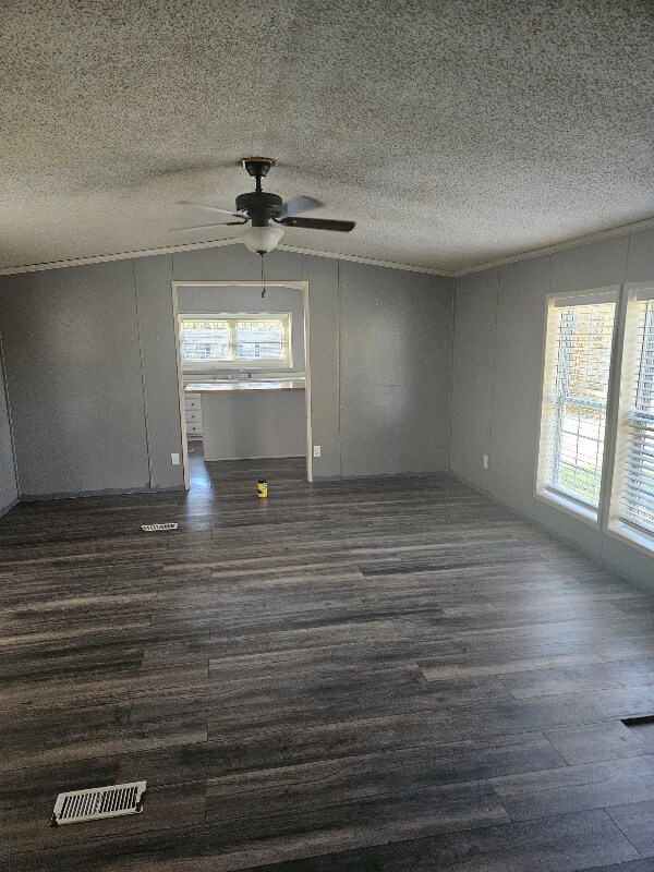 Building Photo - 145 Otter View Ct