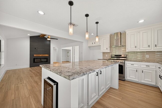 Building Photo - 11507 Oak Valley Dr
