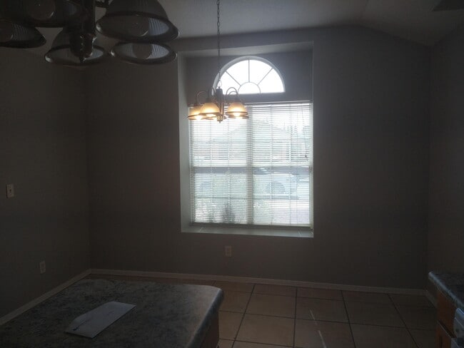 Building Photo - 3920 Tierra Marfil Rd