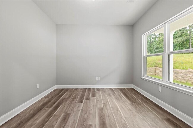 Building Photo - 5341 Stewart Mill Rd