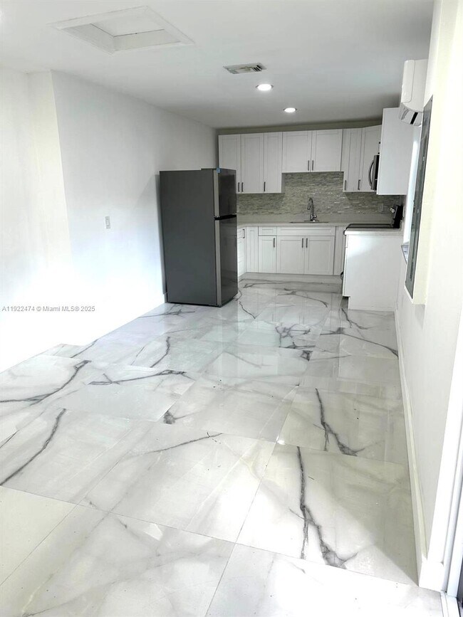 Building Photo - 26205 SW 133rd Ct