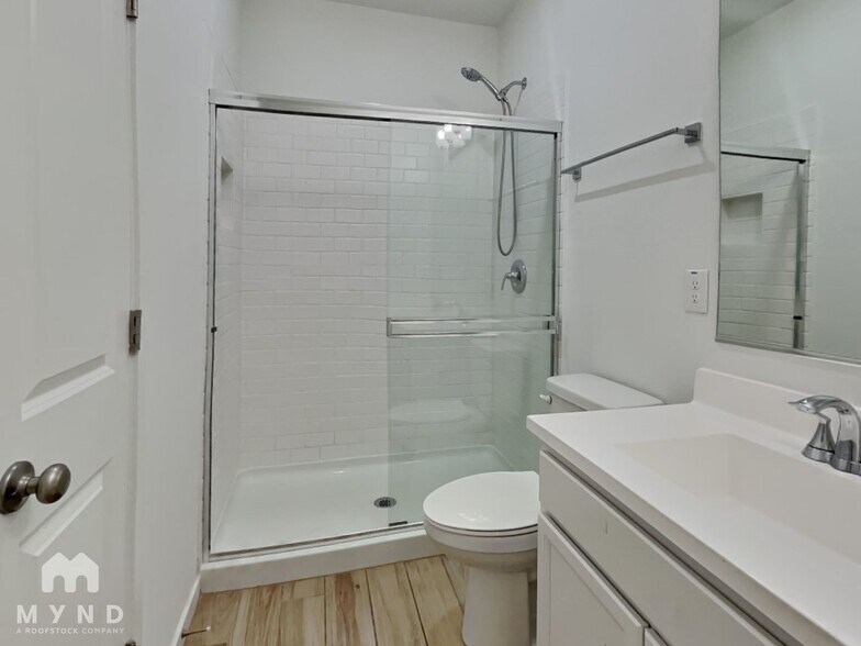 Building Photo - 7918 N 79th Ave