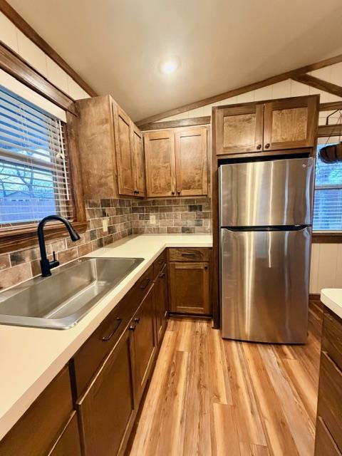 Building Photo - 520 Leisure Ln