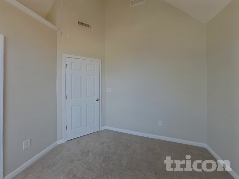 Building Photo - 21 Riva Ridge Ln