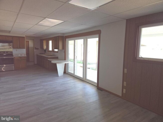 Building Photo - 2264 Blue Ball Rd