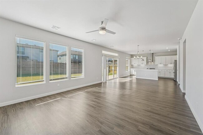 Building Photo - 520 NW 176th Terrace