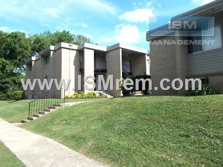 Building Photo - Oak View Apartments