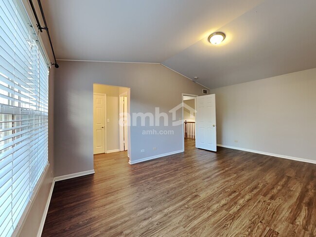 Building Photo - 1186 Blackburn Dr