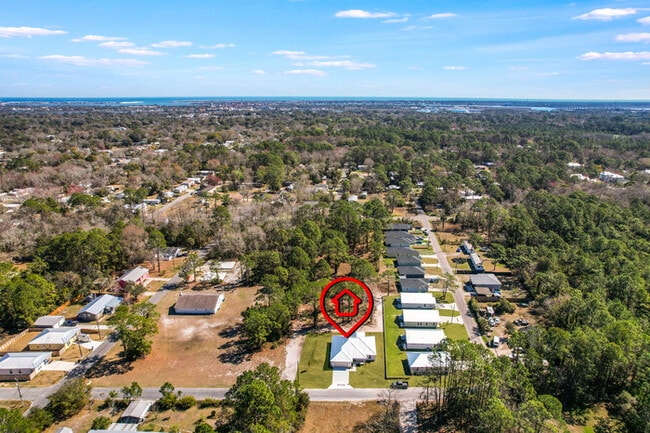 Building Photo - 706 S Brevard St