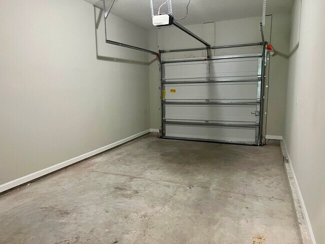 Building Photo - 7155 Jareth Dr