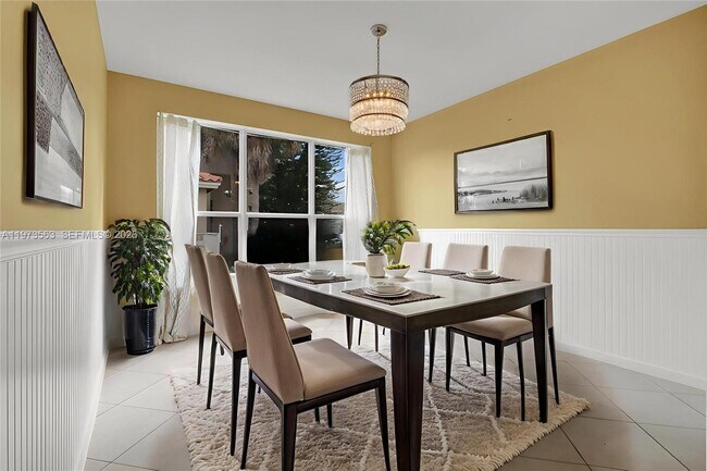 Building Photo - 751 SW 191st Ave