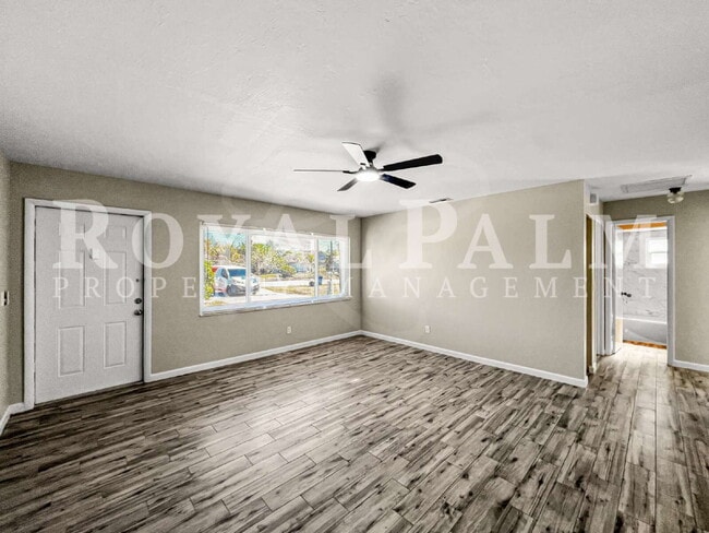 Building Photo - 18660 Miami Blvd