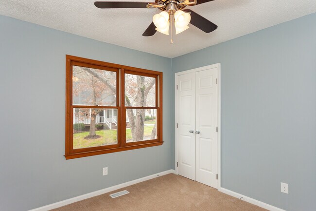 Building Photo - 3600 Ladywood Ct