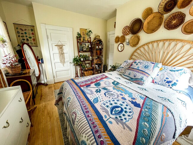 Bedroom 2 - 415 Highland St