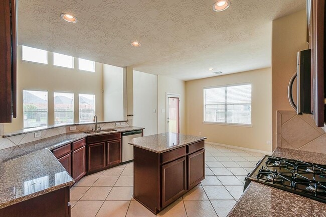 Building Photo - 5007 Jade Cove Ct