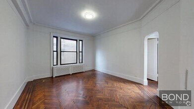 Building Photo - 166 W 72nd St
