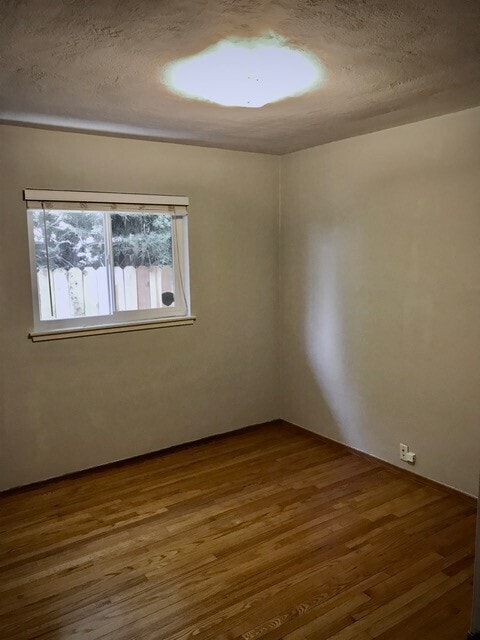 Building Photo - Classic 3/2 Home in Gorgeous South Land Park-1161 34th Ave