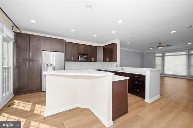 Building Photo - 4576 Fair Valley Dr