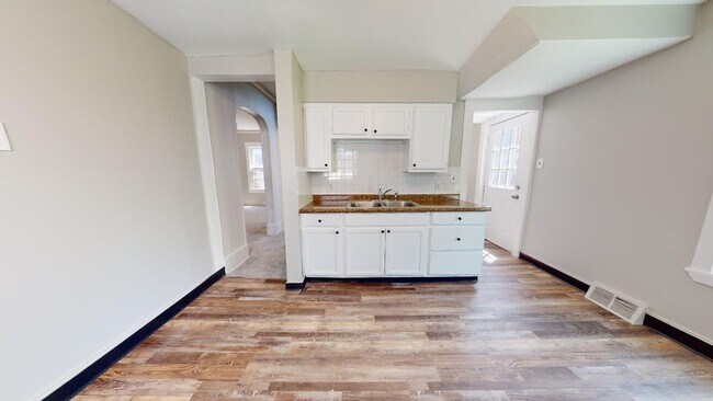 Building Photo - Brooklyn Center - 3 Bedroom Single Family ...