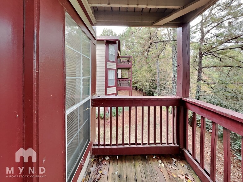 Building Photo - 1213 Waterville Ct