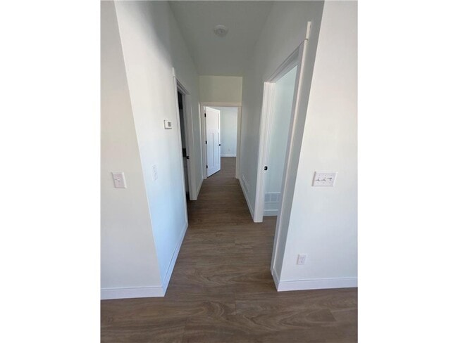 Building Photo - 1227 Wisteria Ln