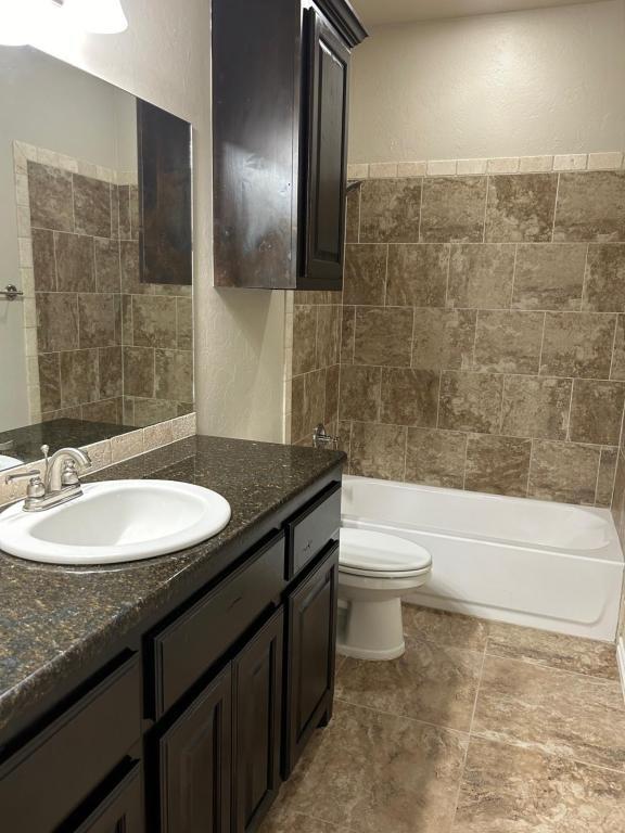 Building Photo - 7702 SW Franks Ct