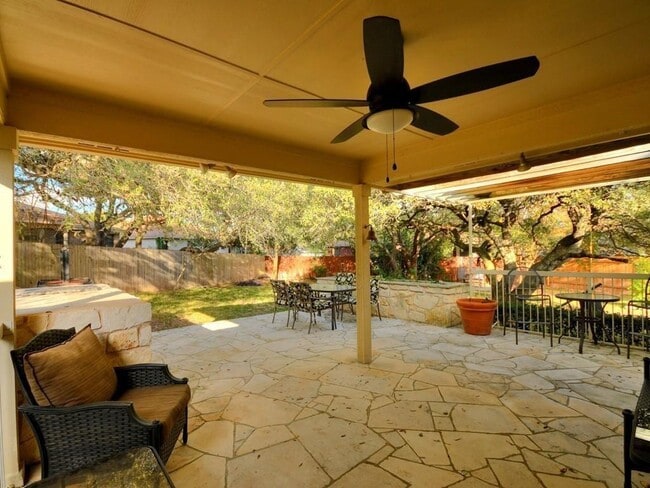 Building Photo - 1110 Fossil Cove