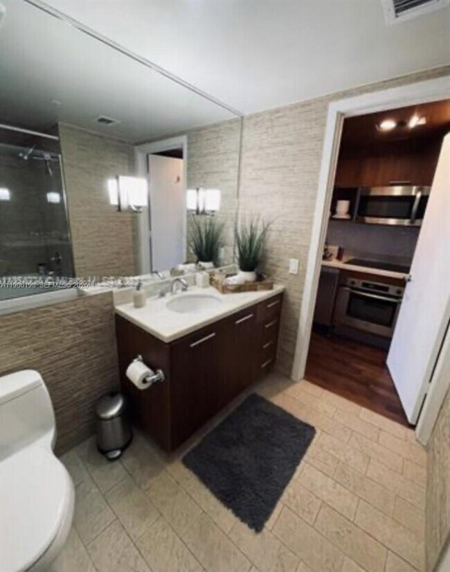 Building Photo - 50 Biscayne Blvd