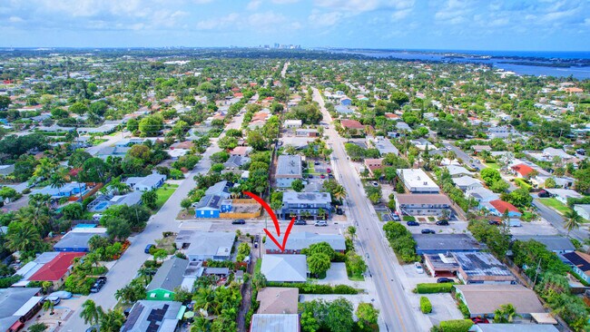 Building Photo - 1425 N Federal Hwy