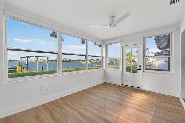 Building Photo - 7160 Shore Dr S