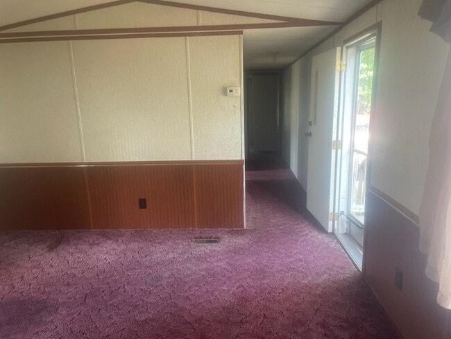 Building Photo - 140 Marvin Cir