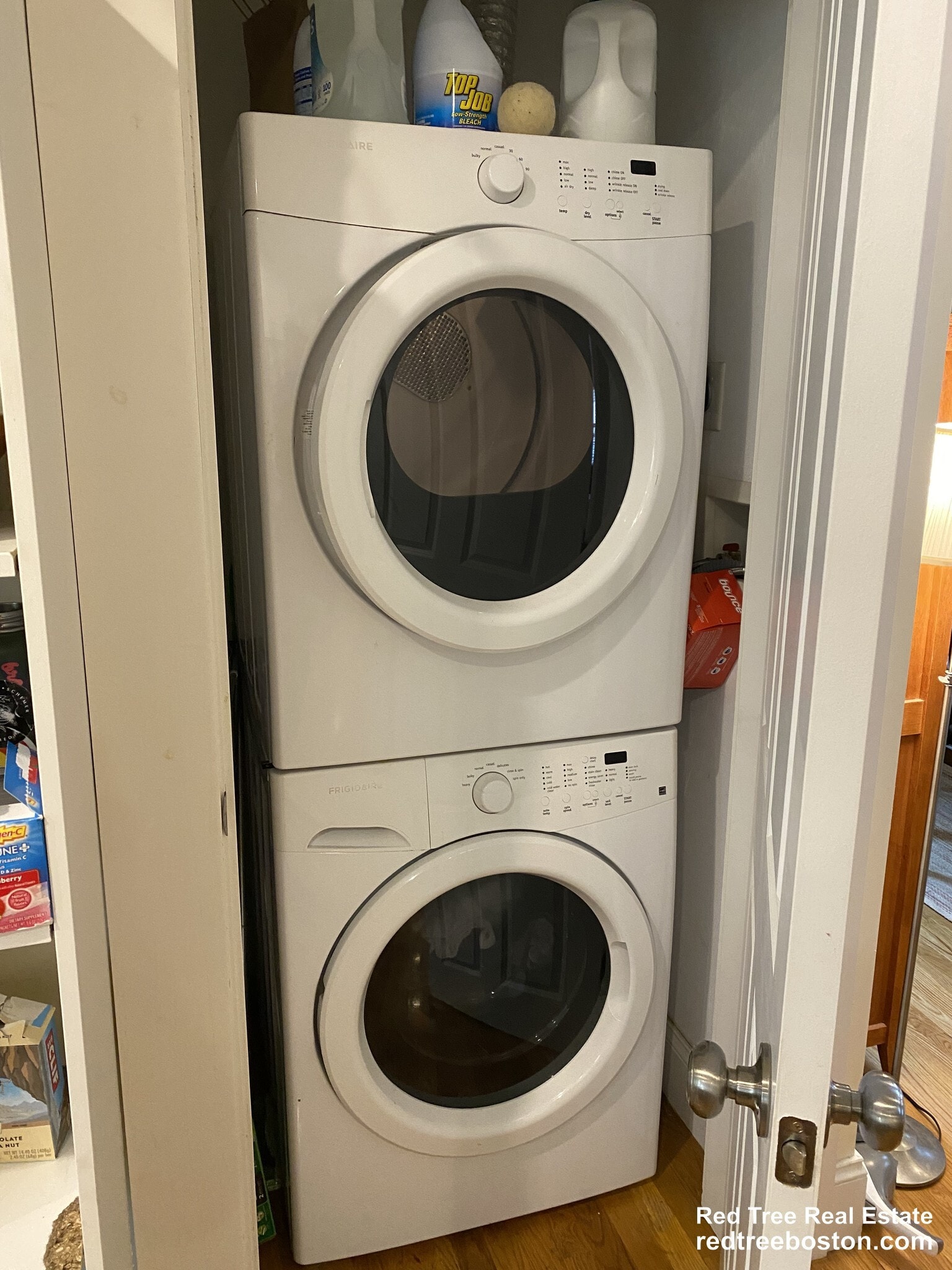 Building Photo - 177 School St