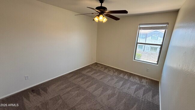Building Photo - 624 W Mesquite Tree Ln