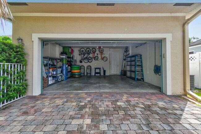 Building Photo - 158 Ennis Ln
