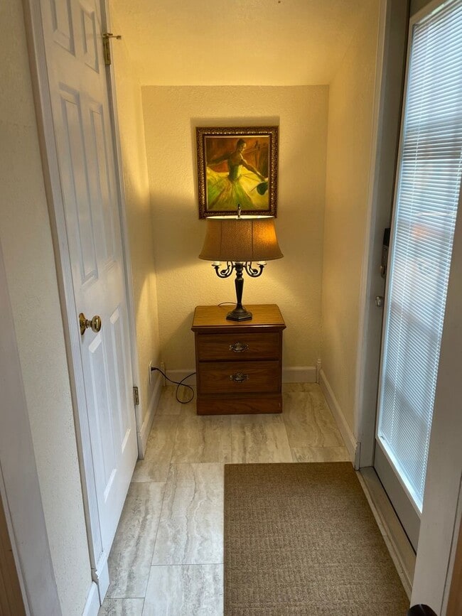 Building Photo - 174 Schools Dr